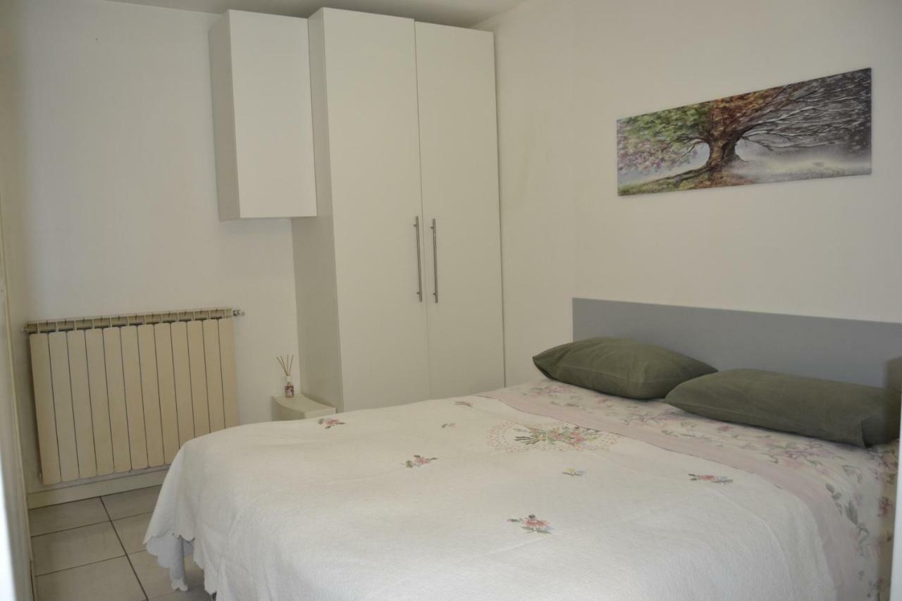 Poggio Ai Vigneti Lägenhet Entratico Exteriör bild